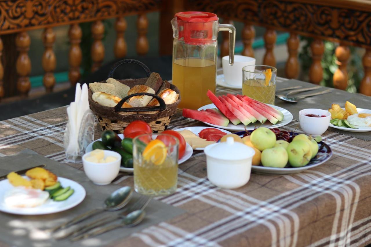 Chinor Garden Hotel - Free Airport Pick-Up And Drop-Off Tashkent Esterno foto