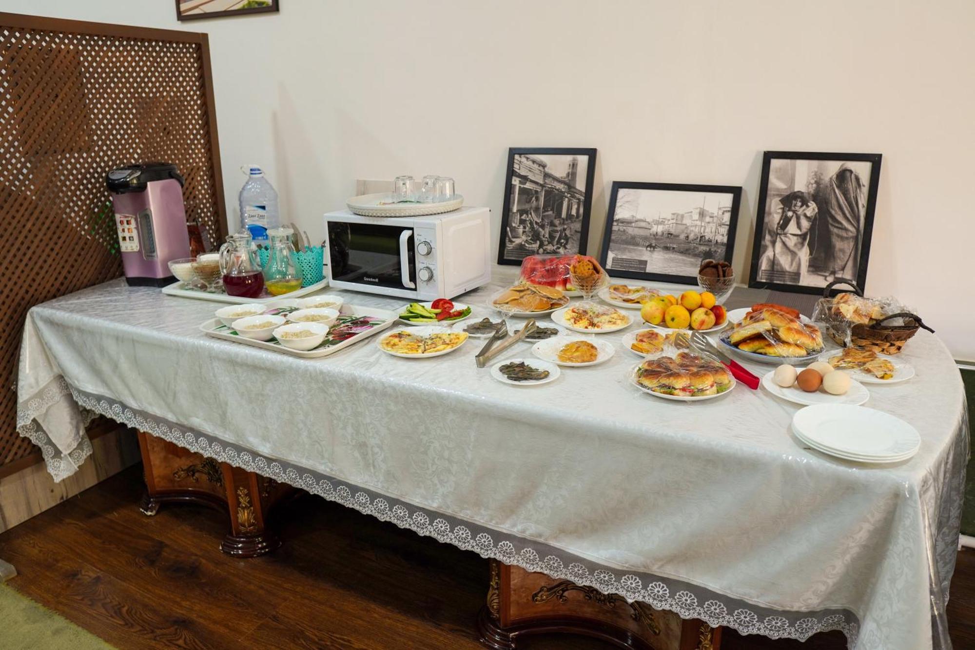 Chinor Garden Hotel - Free Airport Pick-Up And Drop-Off Tashkent Esterno foto