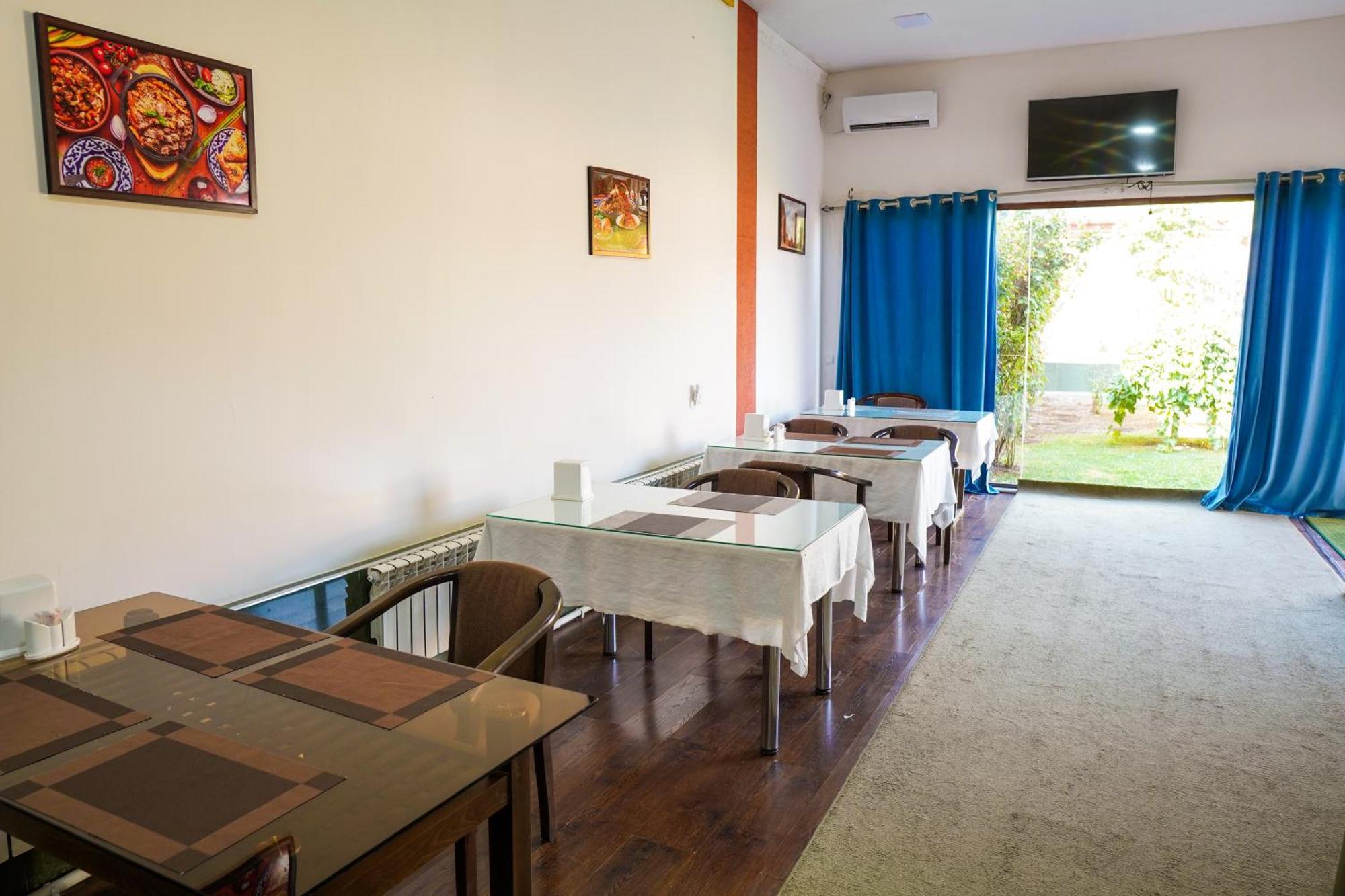 Chinor Garden Hotel - Free Airport Pick-Up And Drop-Off Tashkent Esterno foto