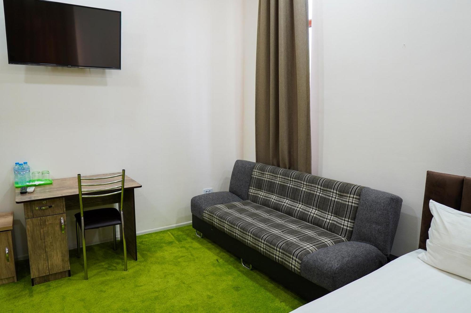 Chinor Garden Hotel - Free Airport Pick-Up And Drop-Off Tashkent Esterno foto