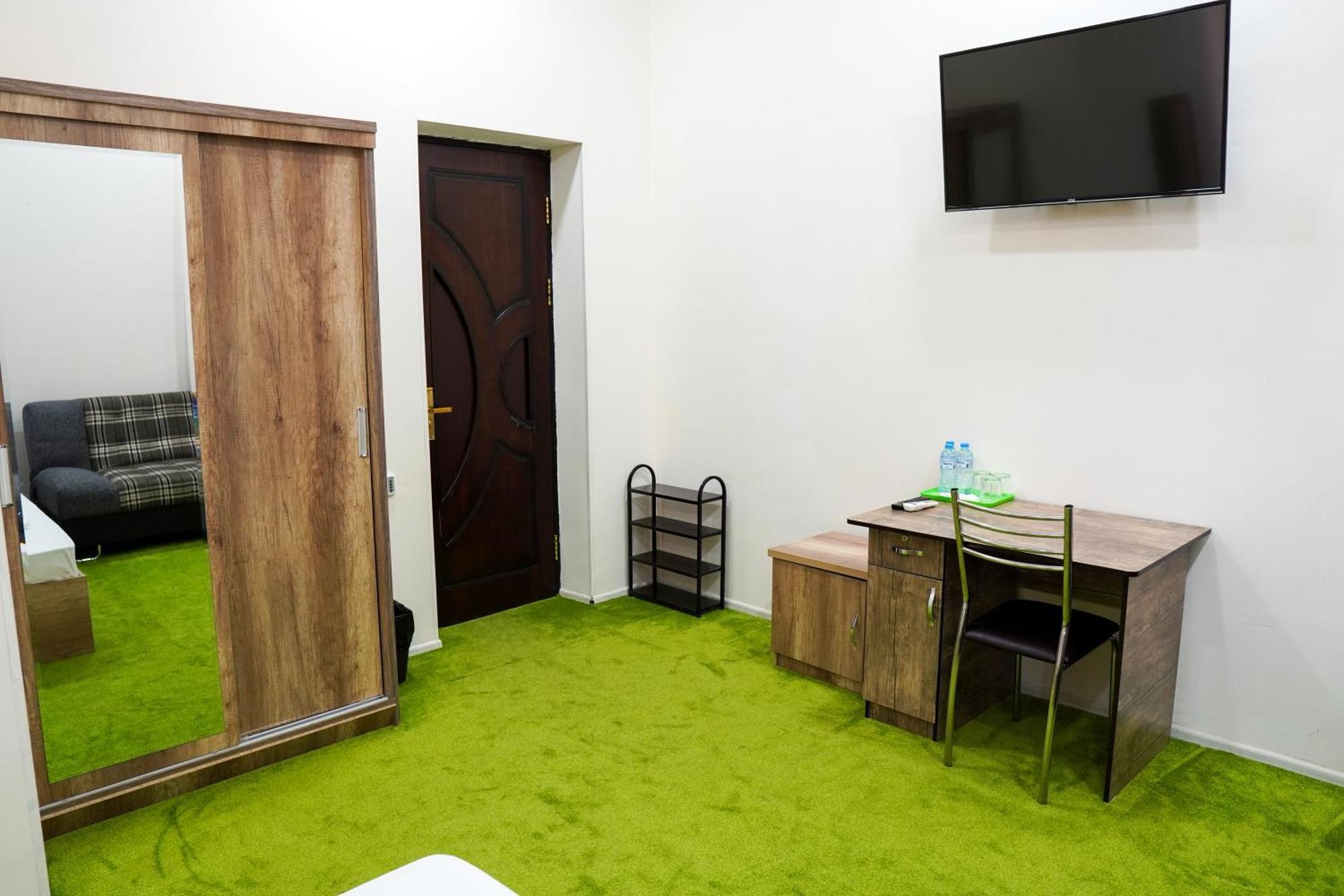 Chinor Garden Hotel - Free Airport Pick-Up And Drop-Off Tashkent Esterno foto