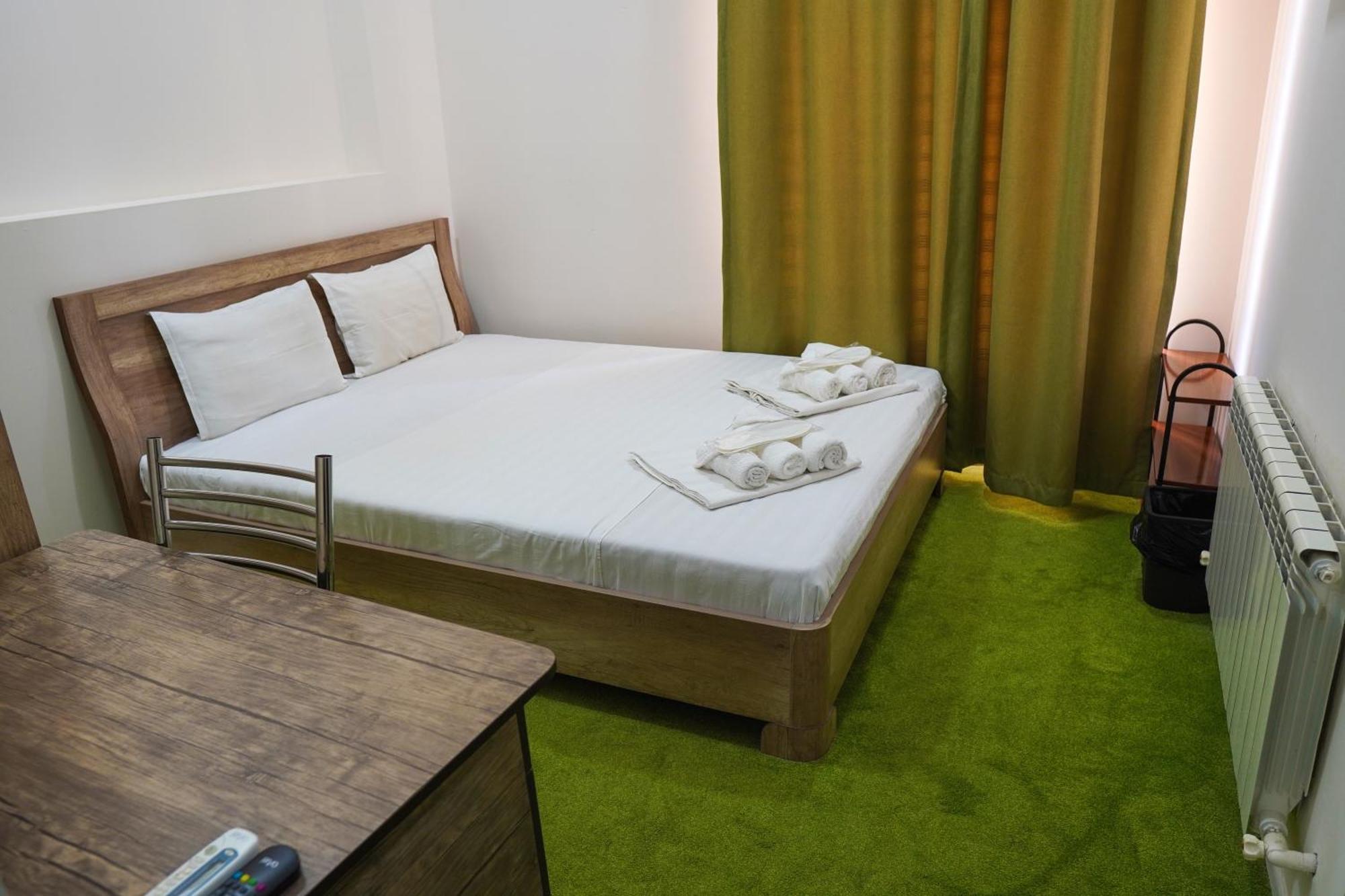 Chinor Garden Hotel - Free Airport Pick-Up And Drop-Off Tashkent Esterno foto