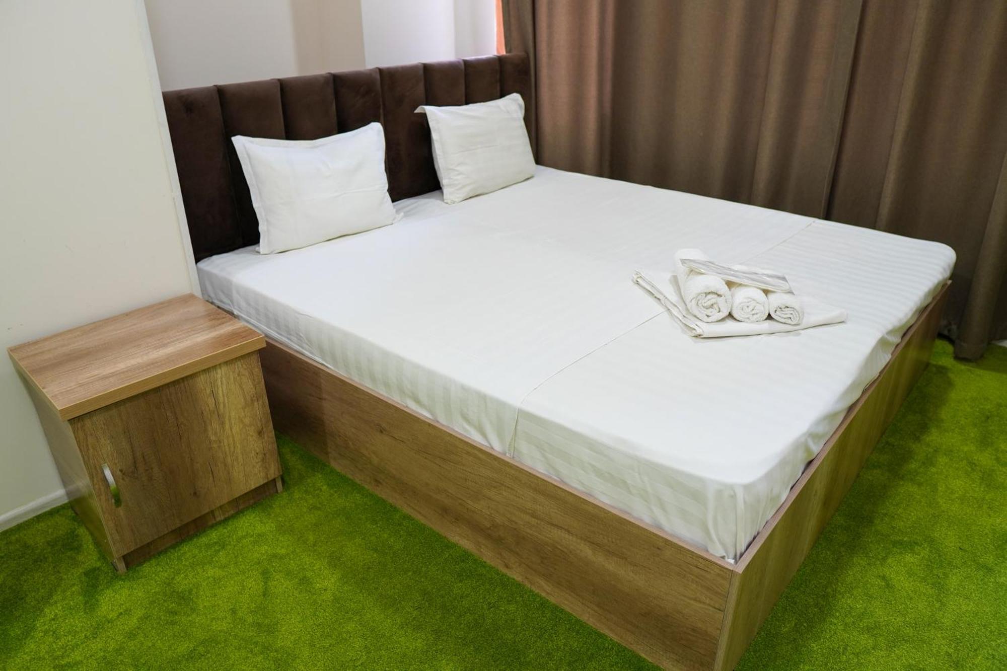 Chinor Garden Hotel - Free Airport Pick-Up And Drop-Off Tashkent Esterno foto