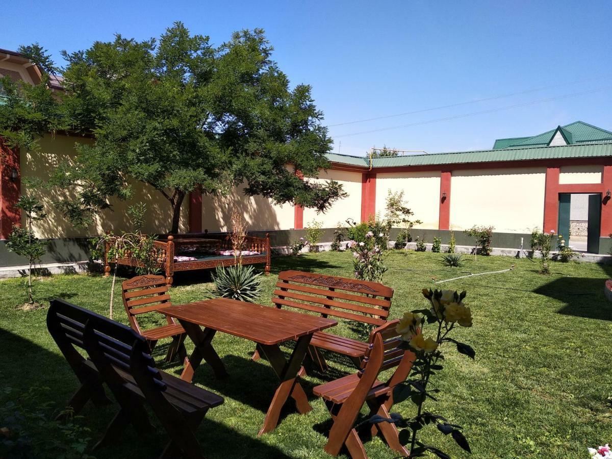 Chinor Garden Hotel - Free Airport Pick-Up And Drop-Off Tashkent Esterno foto