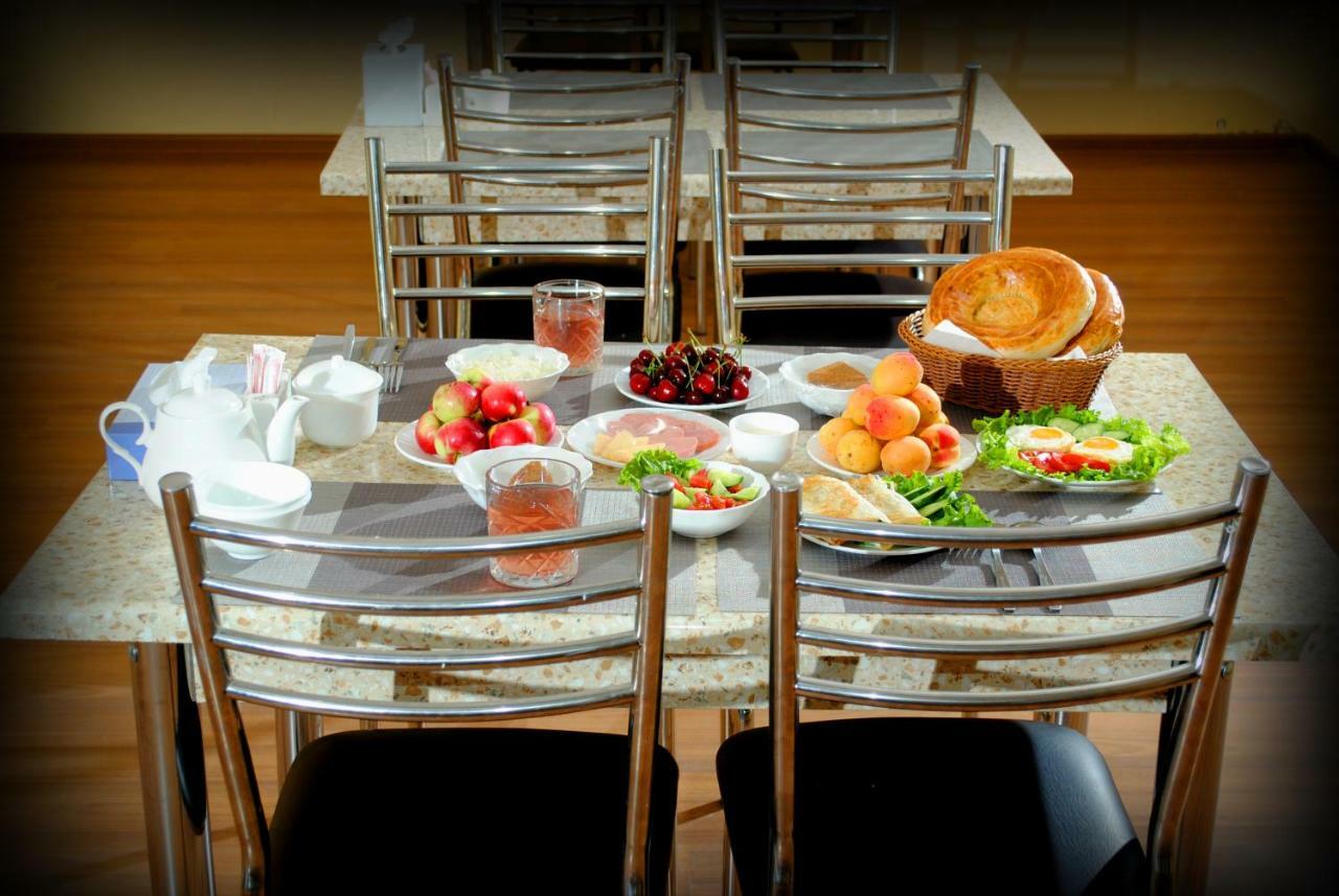 Chinor Garden Hotel - Free Airport Pick-Up And Drop-Off Tashkent Esterno foto